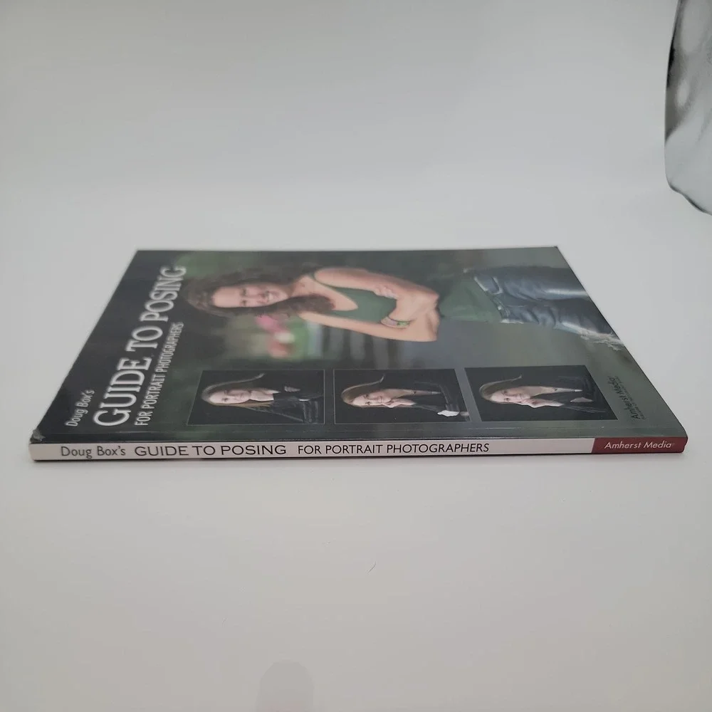 Doug Box Guide to Posing for Portrait Photographers Paperback 2009 Good‎